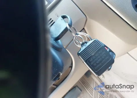 2004 Ford Explorer Xlt z USA, uszkodzony, nr VIN 1FMZU63K84UC07032